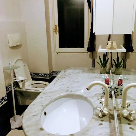 Homestay En Apartamento Compartido *